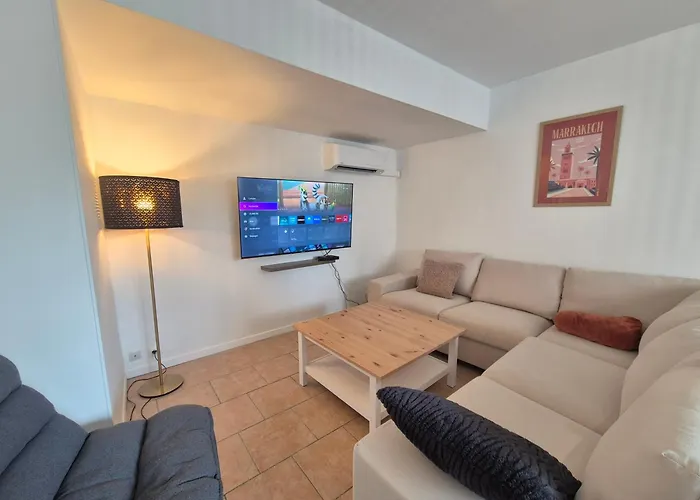 Holiday home Maison De Climatisee A 10 Minutes De Rouen