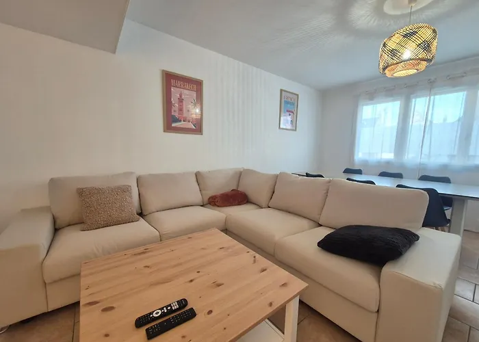 Holiday home Maison De Climatisee A 10 Minutes De Rouen *